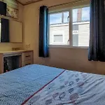 Cozy Stacaravan In サン・ジュリアン・アン・ボルヌ