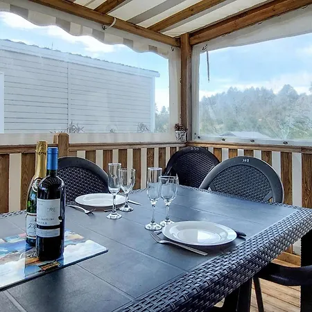 Beautiful Stacaravan Kamp alanı 4*