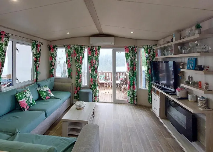 Beautiful Stacaravan Campingplads